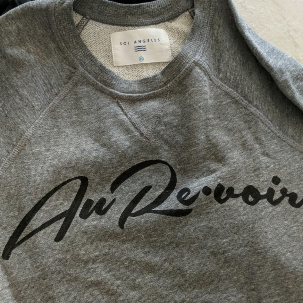 Bralette & sweatshirt